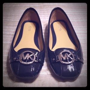 Michael Kors Dark Navy Patent Leather Flats, Sz 9